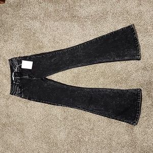 KanCan Women's Black Ultra Hide Rise Flare